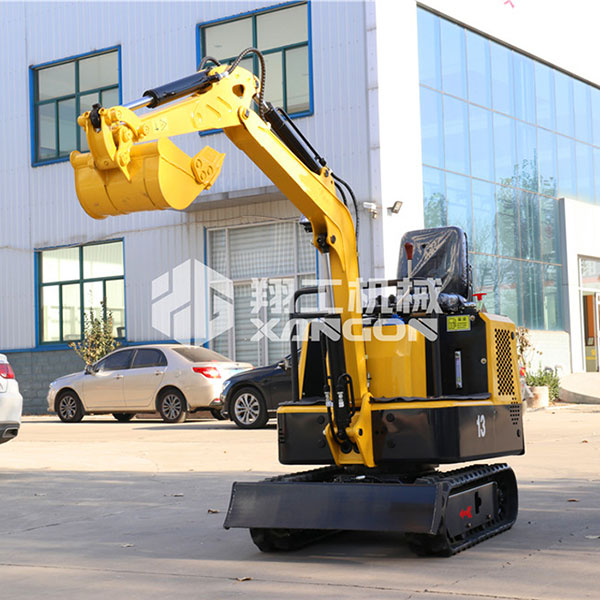 13型小型挖掘機精于細節(jié)，專于品質(zhì)